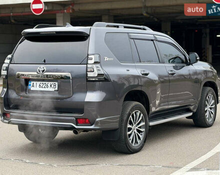 Серый Тойота Ленд Крузер Прадо, объемом двигателя 3.96 л и пробегом 86 тыс. км за 51900 $, фото 5 на Automoto.ua