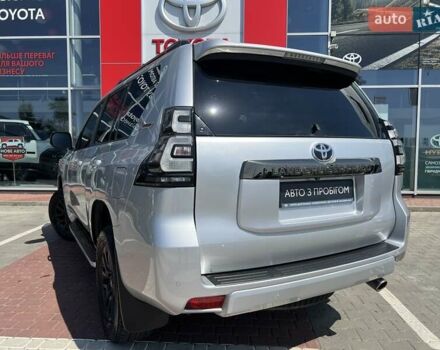 Серый Тойота Ленд Крузер Прадо, объемом двигателя 0 л и пробегом 72 тыс. км за 46055 $, фото 5 на Automoto.ua