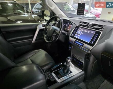 Серый Тойота Ленд Крузер Прадо, объемом двигателя 2.76 л и пробегом 111 тыс. км за 50999 $, фото 57 на Automoto.ua