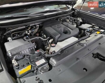 Серый Тойота Ленд Крузер Прадо, объемом двигателя 2.76 л и пробегом 111 тыс. км за 50999 $, фото 63 на Automoto.ua