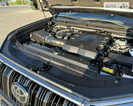 Серый Тойота Ленд Крузер Прадо, объемом двигателя 3.96 л и пробегом 54 тыс. км за 52700 $, фото 136 на Automoto.ua