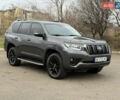Серый Тойота Ленд Крузер Прадо, объемом двигателя 2.76 л и пробегом 70 тыс. км за 48500 $, фото 1 на Automoto.ua