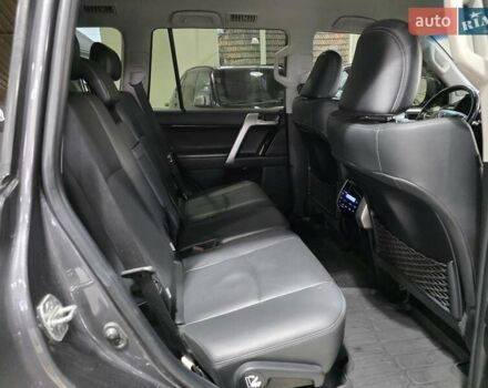 Серый Тойота Ленд Крузер Прадо, объемом двигателя 2.76 л и пробегом 111 тыс. км за 50999 $, фото 58 на Automoto.ua