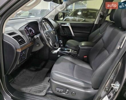 Серый Тойота Ленд Крузер Прадо, объемом двигателя 2.76 л и пробегом 111 тыс. км за 50999 $, фото 35 на Automoto.ua