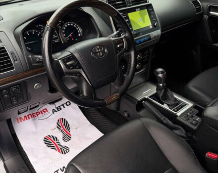 Серый Тойота Ленд Крузер Прадо, объемом двигателя 3.96 л и пробегом 86 тыс. км за 51900 $, фото 8 на Automoto.ua