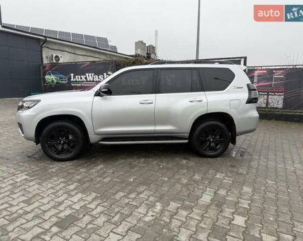 Сірий Тойота Ленд Крузер Прадо, об'ємом двигуна 3.96 л та пробігом 19 тис. км за 58200 $, фото 4 на Automoto.ua
