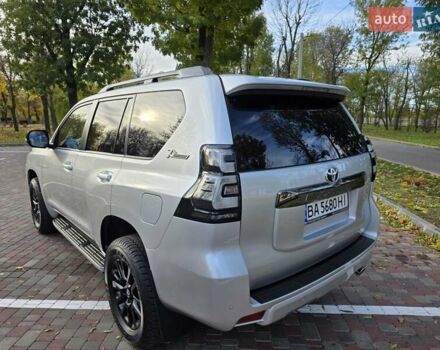 Серый Тойота Ленд Крузер Прадо, объемом двигателя 3.96 л и пробегом 30 тыс. км за 48999 $, фото 12 на Automoto.ua