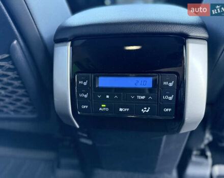 Серый Тойота Ленд Крузер Прадо, объемом двигателя 2.76 л и пробегом 70 тыс. км за 49500 $, фото 9 на Automoto.ua