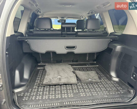 Серый Тойота Ленд Крузер Прадо, объемом двигателя 2.76 л и пробегом 70 тыс. км за 48500 $, фото 20 на Automoto.ua