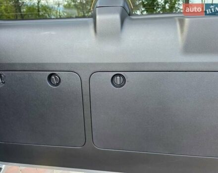 Серый Тойота Ленд Крузер Прадо, объемом двигателя 3.96 л и пробегом 30 тыс. км за 48999 $, фото 28 на Automoto.ua