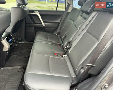 Серый Тойота Ленд Крузер Прадо, объемом двигателя 2.76 л и пробегом 70 тыс. км за 48500 $, фото 19 на Automoto.ua