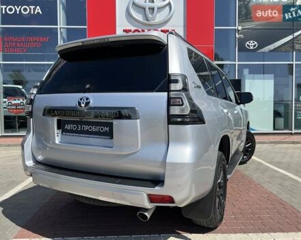 Серый Тойота Ленд Крузер Прадо, объемом двигателя 0 л и пробегом 72 тыс. км за 46055 $, фото 7 на Automoto.ua