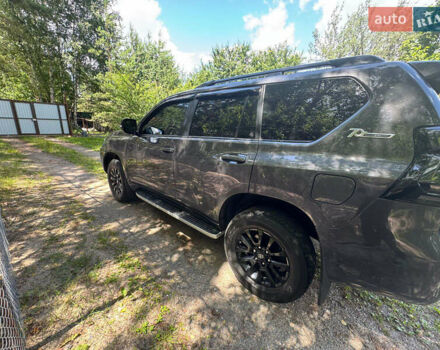 Серый Тойота Ленд Крузер Прадо, объемом двигателя 3.96 л и пробегом 91 тыс. км за 42500 $, фото 11 на Automoto.ua