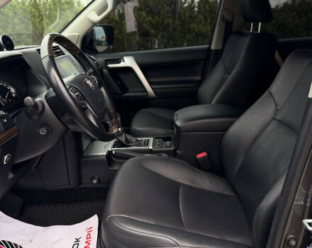 Серый Тойота Ленд Крузер Прадо, объемом двигателя 3.96 л и пробегом 86 тыс. км за 51900 $, фото 9 на Automoto.ua