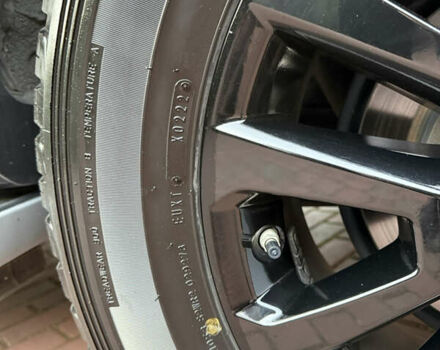 Серый Тойота Ленд Крузер Прадо, объемом двигателя 3.96 л и пробегом 18 тыс. км за 55999 $, фото 9 на Automoto.ua