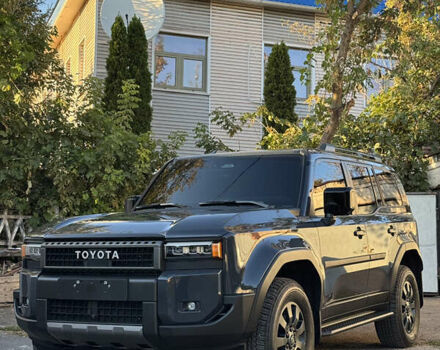 Серый Тойота Ленд Крузер Прадо, объемом двигателя 2.39 л и пробегом 7 тыс. км за 69900 $, фото 2 на Automoto.ua