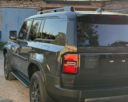 Серый Тойота Ленд Крузер Прадо, объемом двигателя 2.39 л и пробегом 7 тыс. км за 69900 $, фото 6 на Automoto.ua
