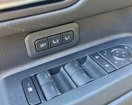 Серый Тойота Ленд Крузер Прадо, объемом двигателя 2.8 л и пробегом 5 тыс. км за 69900 $, фото 15 на Automoto.ua