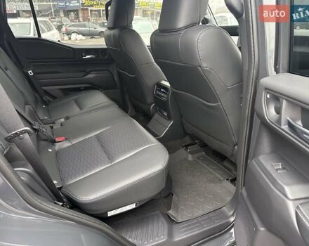 Сірий Тойота Ленд Крузер Прадо, об'ємом двигуна 2.76 л та пробігом 12 тис. км за 68700 $, фото 37 на Automoto.ua