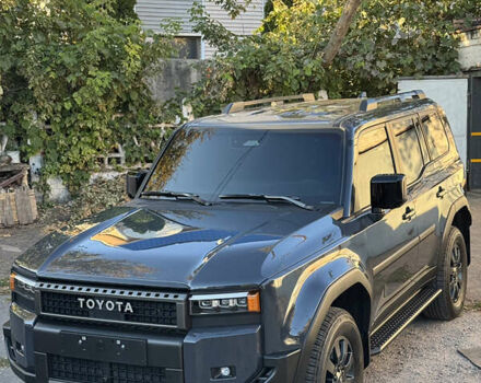 Серый Тойота Ленд Крузер Прадо, объемом двигателя 2.39 л и пробегом 7 тыс. км за 69900 $, фото 1 на Automoto.ua