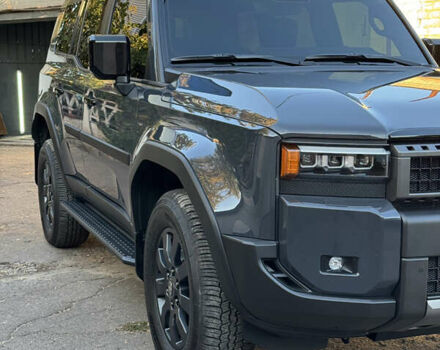 Серый Тойота Ленд Крузер Прадо, объемом двигателя 2.39 л и пробегом 7 тыс. км за 69900 $, фото 8 на Automoto.ua