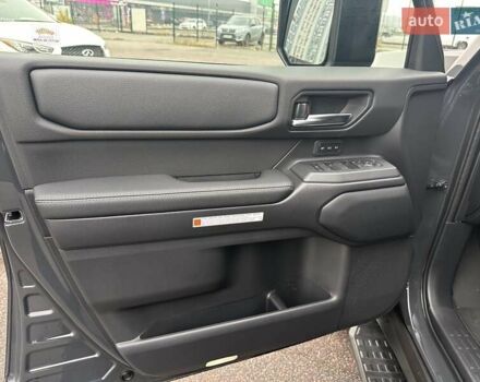 Сірий Тойота Ленд Крузер Прадо, об'ємом двигуна 2.76 л та пробігом 12 тис. км за 68700 $, фото 43 на Automoto.ua