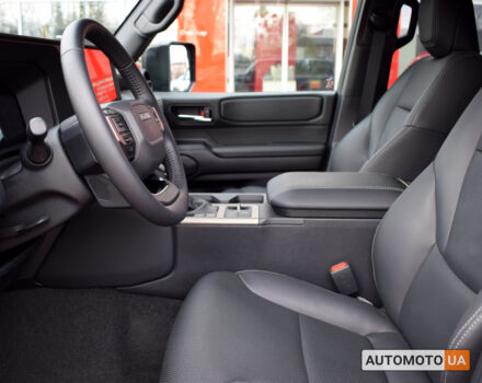 Серый Тойота Ленд Крузер Прадо, объемом двигателя 2.8 л и пробегом 985 тыс. км за 64200 $, фото 11 на Automoto.ua