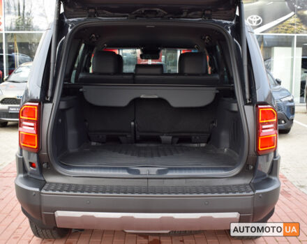 Серый Тойота Ленд Крузер Прадо, объемом двигателя 2.8 л и пробегом 985 тыс. км за 64200 $, фото 9 на Automoto.ua