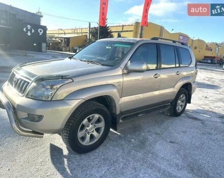 Серый Тойота Ленд Крузер Прадо, объемом двигателя 3 л и пробегом 310 тыс. км за 20000 $, фото 1 на Automoto.ua