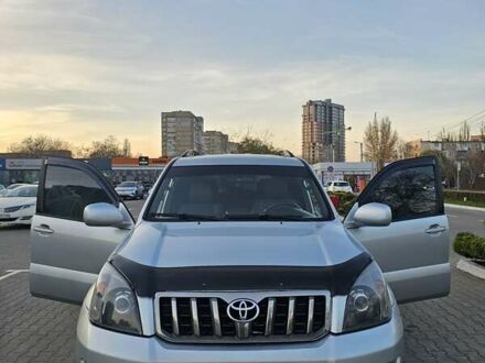 Серый Тойота Ленд Крузер Прадо, объемом двигателя 3 л и пробегом 286 тыс. км за 16000 $, фото 1 на Automoto.ua