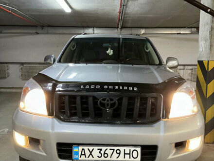 Серый Тойота Ленд Крузер Прадо, объемом двигателя 3.96 л и пробегом 250 тыс. км за 14000 $, фото 1 на Automoto.ua