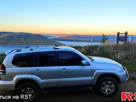 Сірий Тойота Ленд Крузер Прадо, об'ємом двигуна 2.7 л та пробігом 400 тис. км за 9999 $, фото 1 на Automoto.ua