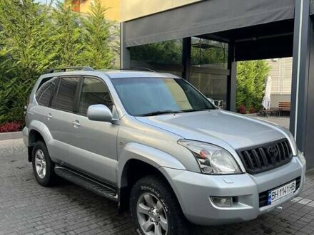 Серый Тойота Ленд Крузер Прадо, объемом двигателя 3.96 л и пробегом 300 тыс. км за 14500 $, фото 1 на Automoto.ua