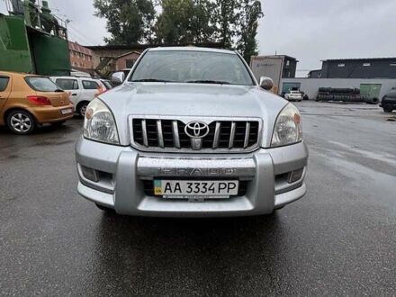 Серый Тойота Ленд Крузер Прадо, объемом двигателя 4 л и пробегом 250 тыс. км за 16800 $, фото 1 на Automoto.ua