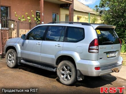 Серый Тойота Ленд Крузер Прадо, объемом двигателя 2.7 л и пробегом 206 тыс. км за 12500 $, фото 1 на Automoto.ua