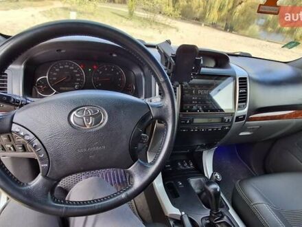 Серый Тойота Ленд Крузер Прадо, объемом двигателя 4 л и пробегом 316 тыс. км за 13980 $, фото 1 на Automoto.ua