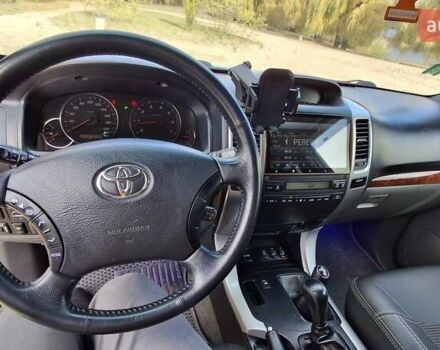 Сірий Тойота Ленд Крузер Прадо, об'ємом двигуна 4 л та пробігом 316 тис. км за 13980 $, фото 1 на Automoto.ua