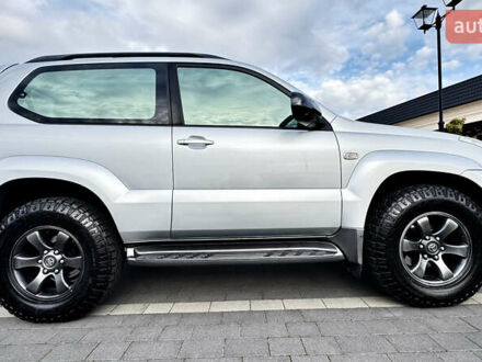 Серый Тойота Ленд Крузер Прадо, объемом двигателя 3.96 л и пробегом 177 тыс. км за 23000 $, фото 1 на Automoto.ua