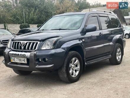 Тойота Ленд Крузер Прадо 2007 в Днепре (Днепропетровске) на Automoto.ua Серый Тойота Ленд Крузер Прадо, объемом двигателя 4 л и пробегом 398 тыс. км за 14999 $, фото 1 на Automoto.ua