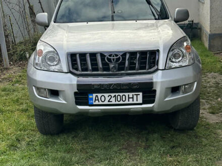 Серый Тойота Ленд Крузер Прадо, объемом двигателя 2.69 л и пробегом 250 тыс. км за 13500 $, фото 1 на Automoto.ua