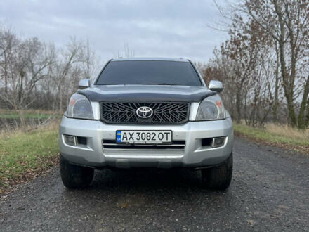 Сірий Тойота Ленд Крузер Прадо, об'ємом двигуна 3.96 л та пробігом 329 тис. км за 16000 $, фото 1 на Automoto.ua