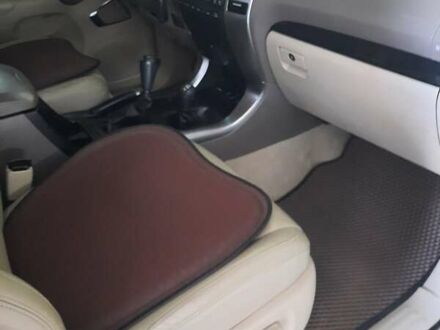 Серый Тойота Ленд Крузер Прадо, объемом двигателя 3.96 л и пробегом 254 тыс. км за 20500 $, фото 1 на Automoto.ua