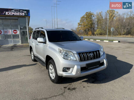 Серый Тойота Ленд Крузер Прадо, объемом двигателя 2.7 л и пробегом 200 тыс. км за 18499 $, фото 1 на Automoto.ua