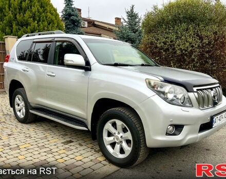 Серый Тойота Ленд Крузер Прадо, объемом двигателя 4 л и пробегом 272 тыс. км за 22700 $, фото 1 на Automoto.ua