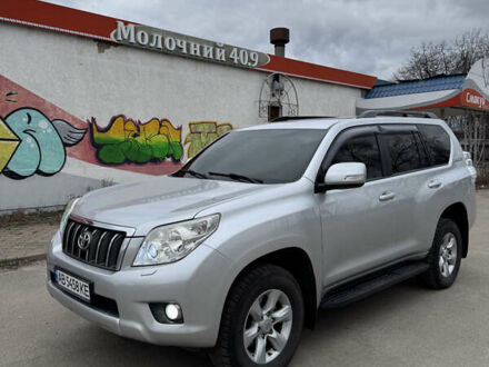 Серый Тойота Ленд Крузер Прадо, объемом двигателя 3 л и пробегом 220 тыс. км за 22700 $, фото 1 на Automoto.ua