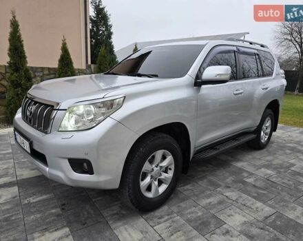 Сірий Тойота Ленд Крузер Прадо, об'ємом двигуна 3 л та пробігом 281 тис. км за 21900 $, фото 1 на Automoto.ua