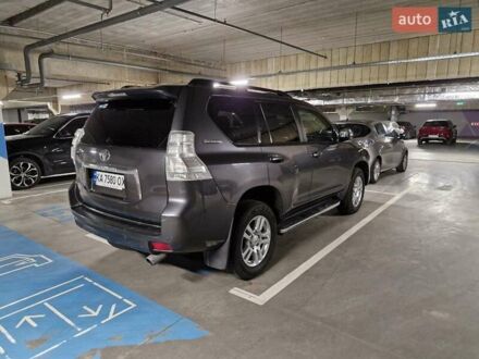Тойота Ленд Крузер Прадо 2012 у Буче на Automoto.ua Сірий Тойота Ленд Крузер Прадо, об'ємом двигуна 3.96 л та пробігом 185 тис. км за 24500 $, фото 1 на Automoto.ua