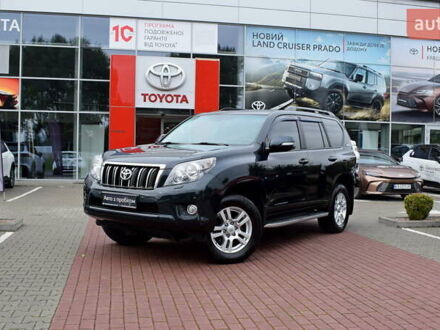 Серый Тойота Ленд Крузер Прадо, объемом двигателя 3.96 л и пробегом 295 тыс. км за 25900 $, фото 1 на Automoto.ua