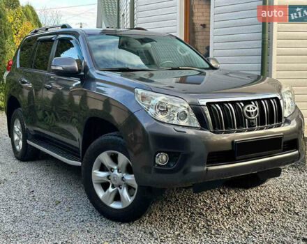 Серый Тойота Ленд Крузер Прадо, объемом двигателя 2.7 л и пробегом 173 тыс. км за 22900 $, фото 1 на Automoto.ua