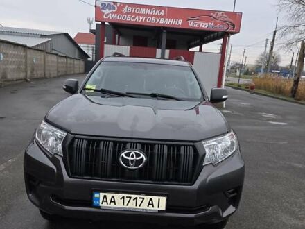Серый Тойота Ленд Крузер Прадо, объемом двигателя 2.7 л и пробегом 171 тыс. км за 29500 $, фото 1 на Automoto.ua